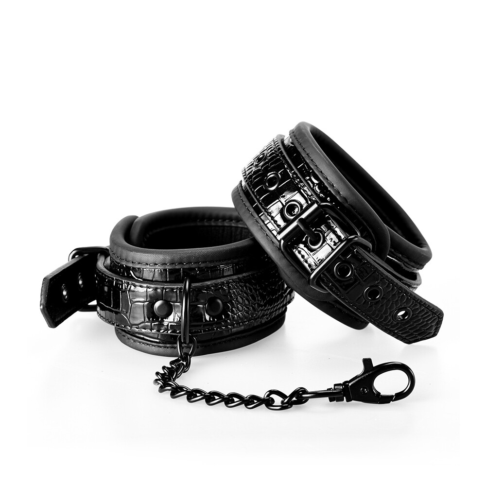 Blaze Luxury Fetish Hand Cuffs Black - Image 2