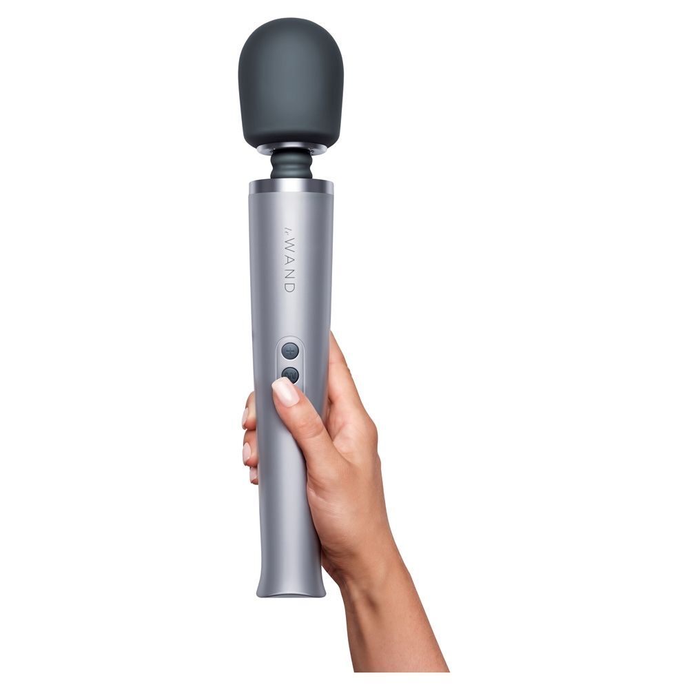 Le Wand Rechargeable Vibrating Massager - Image 2